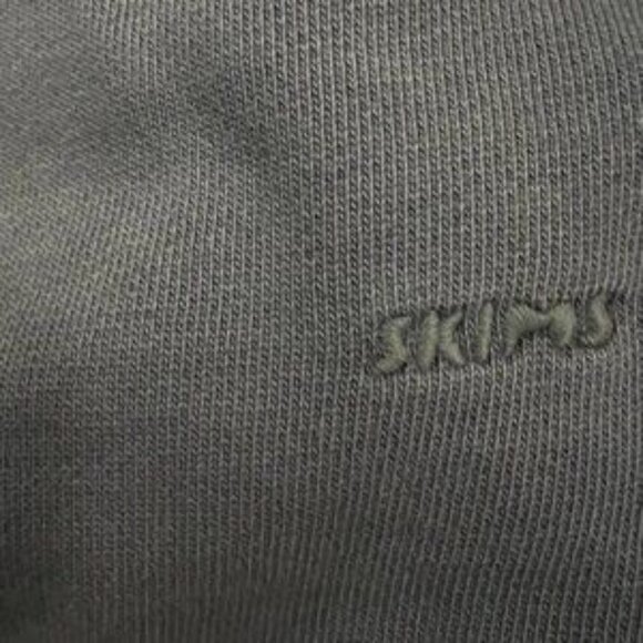 NWT SKIMS Boyfriend Fleece Oversized Sweat Set - Zircon - Size Small - Picture 5 of 11